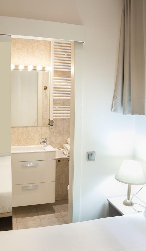 Hostal Excellence Barcelona Luaran gambar