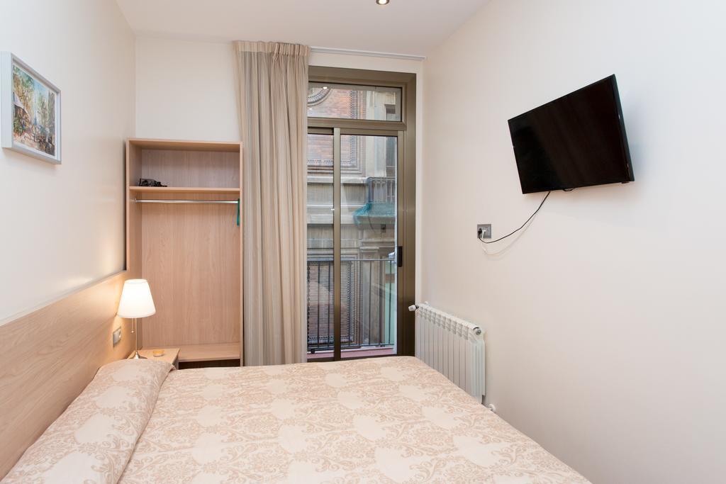 Hostal Excellence Barcelona Luaran gambar