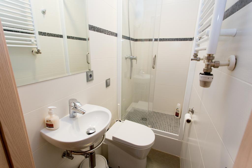 Hostal Excellence Barcelona Luaran gambar