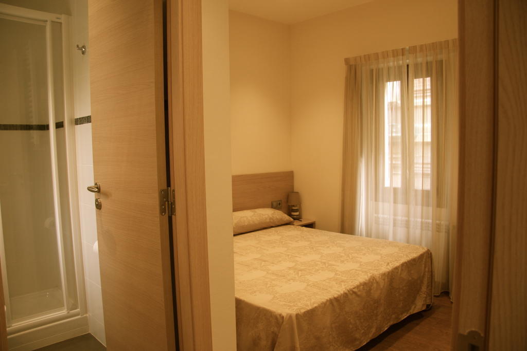 Hostal Excellence Barcelona Luaran gambar